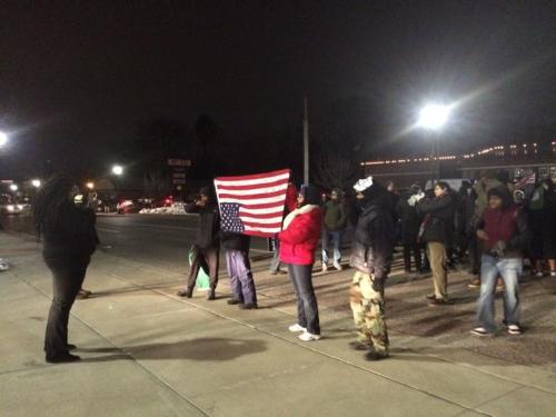 thepoliticalfreakshow:BREAKING: Ferguson Protests Resume In Front of Ferguson PDThe scene in #Fergus