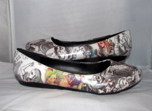 Bookish Shoes for Literary Feet [via Book Riot]
We want them all!