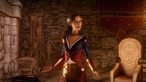 josephinemontilyet:new hairstyle and dress for josephine, optional file for hf inquisitors. enjoy.