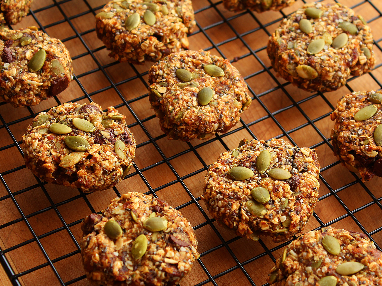 garden-of-vegan: Banana Chocolate Chip Superfood Cookies {gluten-free, soy-free,