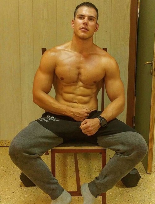 gymboypaul:Be tough when you have to be. Be tender when you need to be.