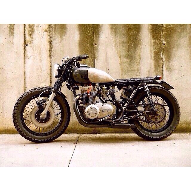 brothermoto:  Found on tumblr.. To purty not to post. #bratstyle 