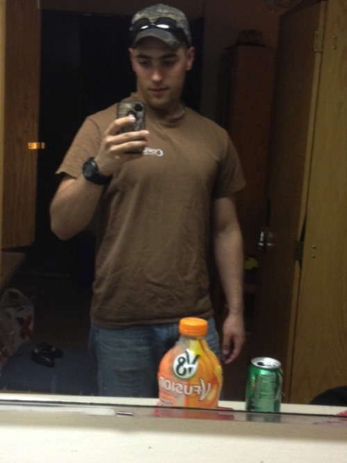 ksufraternitybrother:  KSU-Frat Guy:  Over 10,000 followers . More than 9,000 posts of jocks, cowboys, rednecks, military guys, and much more.   Follow me at: ksufraternitybrother.tumblr.com