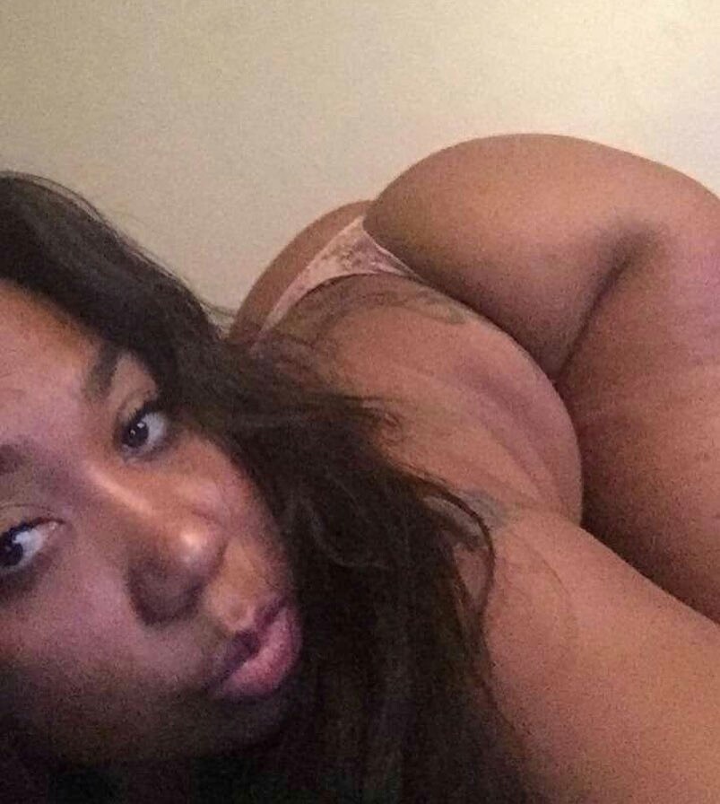 internethoes304:  Share my blog for all the facebook hoes