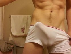 undie-fan-99:  Yummy bulge!!!  Yum