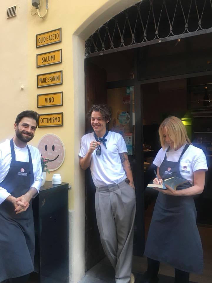 harrystylesdaily:  Harry in Italy (via gabriella.franchini) 