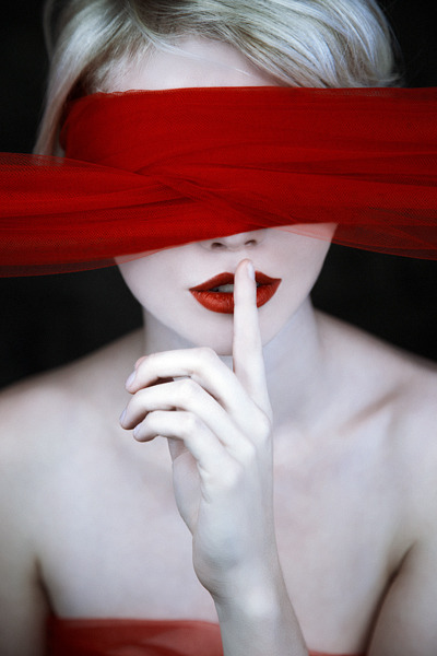 aussiair:  red lies by EbruSidarPortrait …