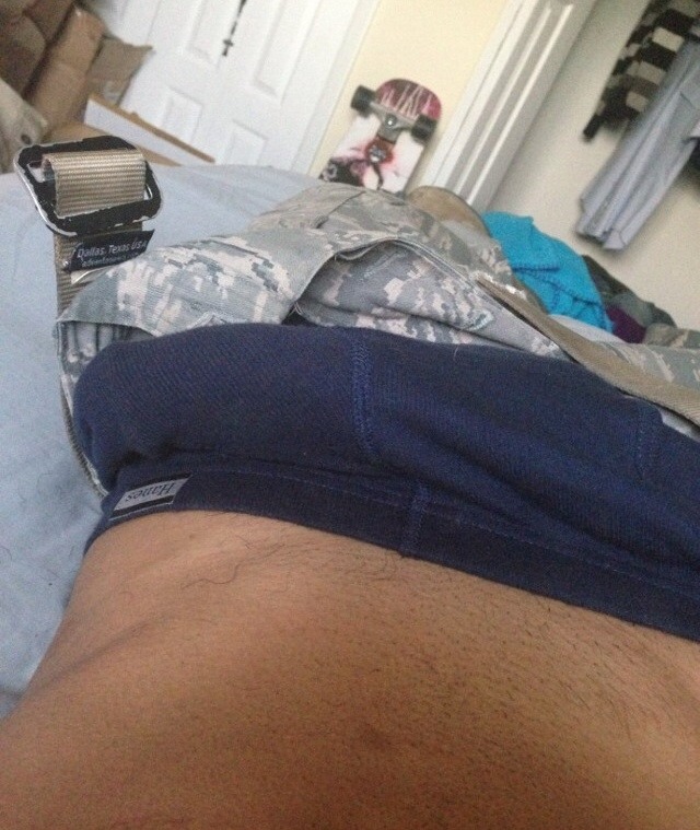 sancho213:  prissychrys:  Jon. Again   cut dick
