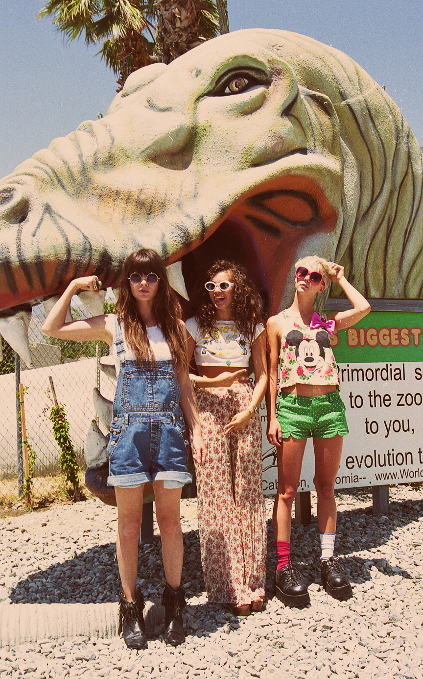 the-garden-of-grunge:  nocturnal-oblivion:  thebohogarden:  Cake Magazine   (soft)grunge