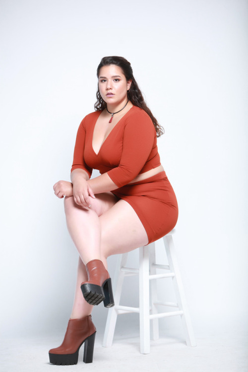 gigi-noche:  Sweet Orange Good Vibes from your girl Gigi NocheStyle Shoot by photographer Edris  -taken for Seven Model & Talent Management.  Definitely awesomeIn Red you Steal the Show