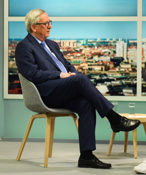 mega-oldielover:Jean-Claude Juncker - I would love to give some tassel-loafers to him to wear.