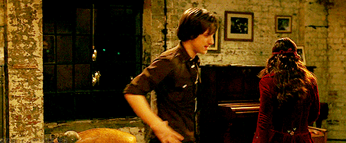 onscreenkisses:PENELOPE, dir. Mark Palansky (2006)requested by anon