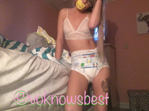 voknowsbest: I’m so cozy and comfy in my onsie and abu preschool cloth backed diapey the first time 