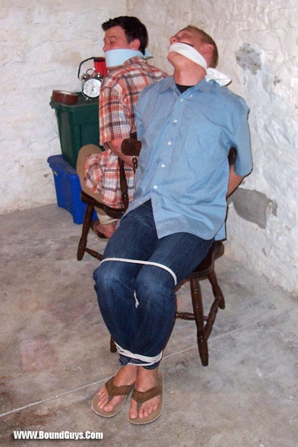 guysinperil: Guys in Peril