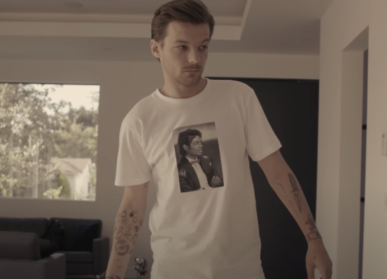 lol ur not Louis tomlinson | Essential T-Shirt