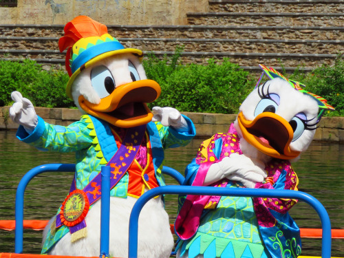 Donald and Daisy Duck by meeko_