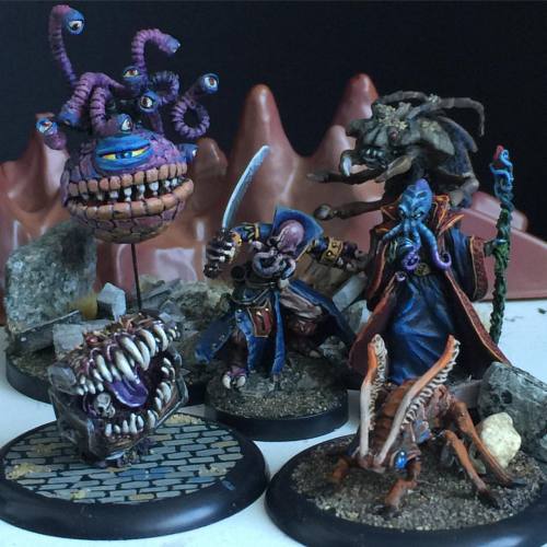 Some denizens of the Underdark. #dnd #miniatures #reapermini #illithid #beholder #mindflayer #rustmo