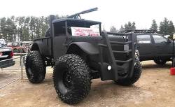 oldschoolgarage:  My next truck..Roll up windows,am radio,heater,5:38 Spools front and rear with no gay lockouts,no sad old man air conditioning,900horse Cummins with 6speed manual,manual everything,18ply military spec tires,front bumper made from 1 inch
