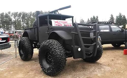 oldschoolgarage:  My next truck..Roll up windows,am radio,heater,5:38 Spools front and rear with no gay lockouts,no sad old man air conditioning,900horse Cummins with 6speed manual,manual everything,18ply military spec tires,front bumper made from 1 inch