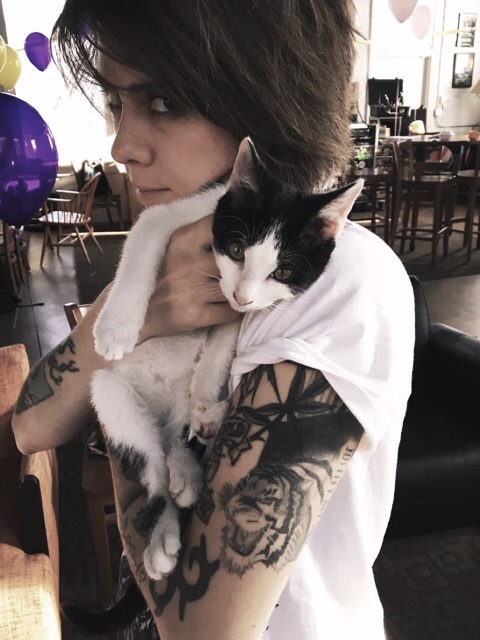 lovelytegan:  2016 Tegan has made me an emotional wreck 