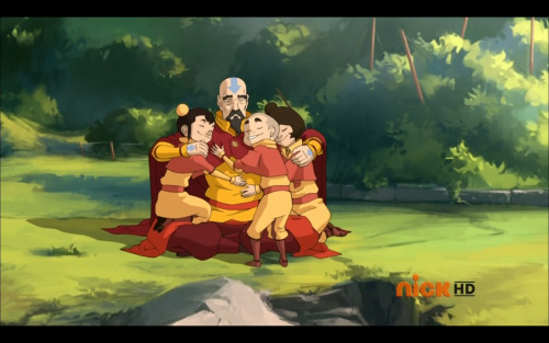 kaiayame:  BUT SERIOUSLY CAN THIS JUST BE THE SEASON WHERE EVERYONE JUST KEEPS HUGGING A LOT 