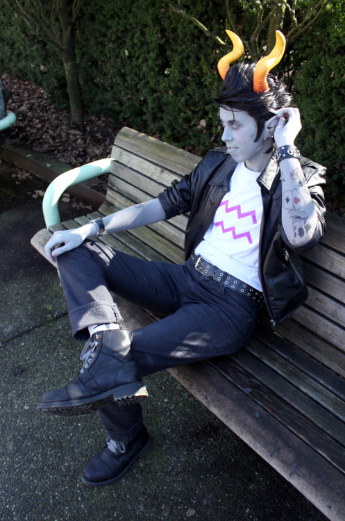 ceriene:kisbe:Finally cosplayed a troll that isn’t Sollux! Apparently I chose the worst charac