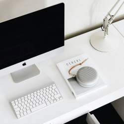 minimalsetups:  Setup by: @cerealmag Follow