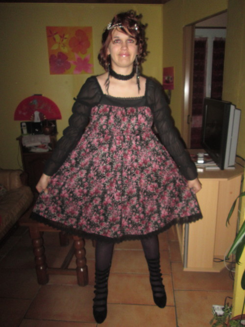 lolitamoitie: moi meme moitie outifts for new years moi meme moitie op silky rose necklace black mo