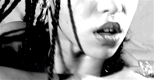ipodmini:  FKA twigs - Good To Love 