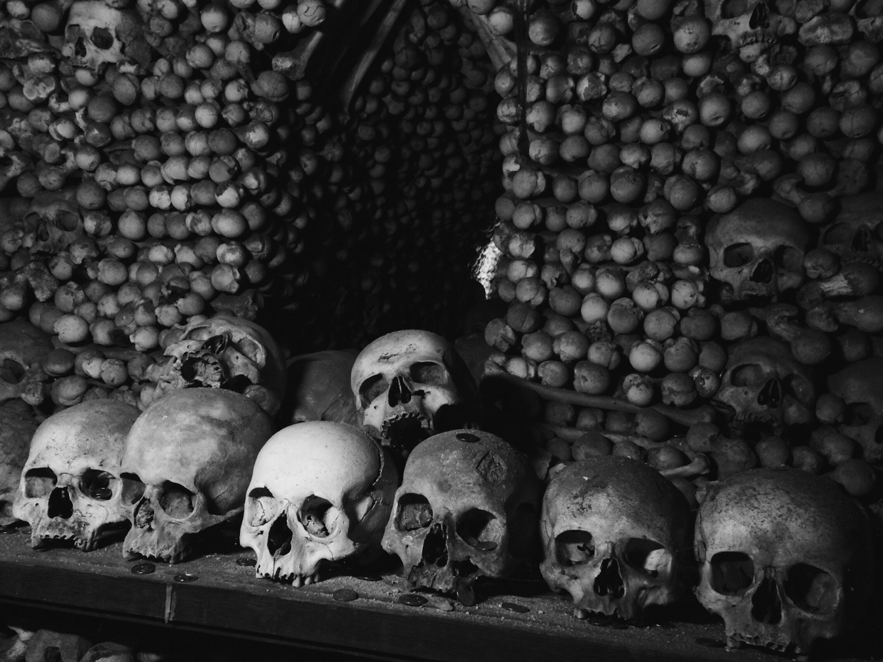 nikki-abbate:  The Sedlec Ossuary.