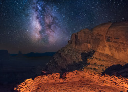 just&ndash;space:  Milky Way and Stars over False Kiva in Canyonlands National Park, Utah, USA  js