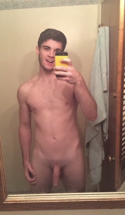 baitorade:Here’s Logan, an eager cutie who was also baited by @dicklineofsyph3! Small thirsty 