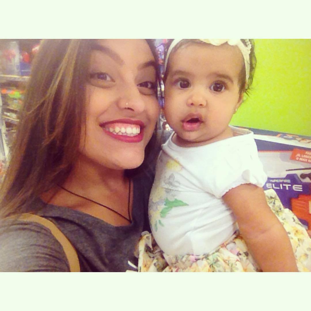 Titia achou essa princesa perdida no Shopping 👸🏽😍 #Malu (em Natal Shopping)
