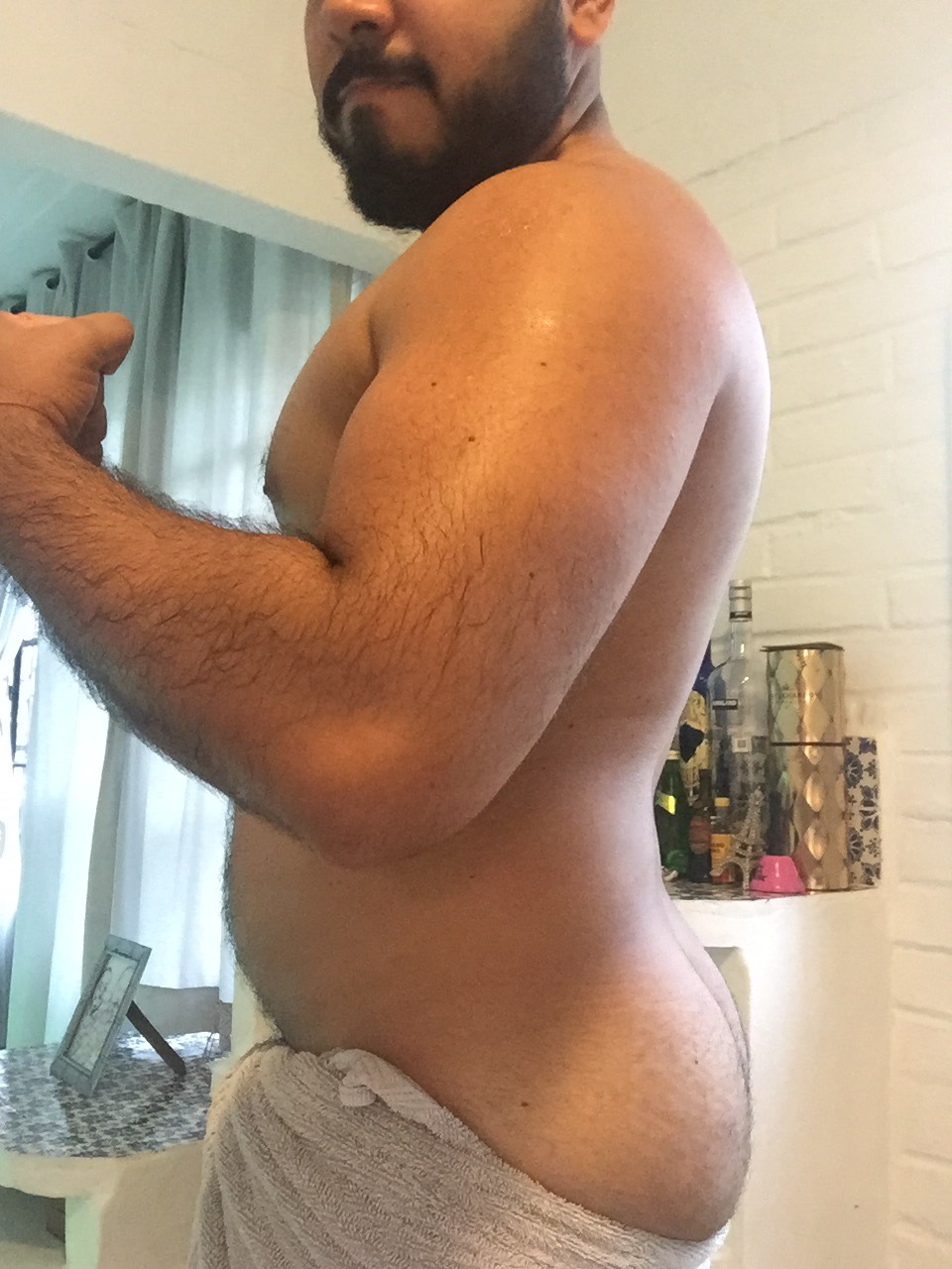 ariescub10:  I took these pics before I left on my trip with my hubby because I had