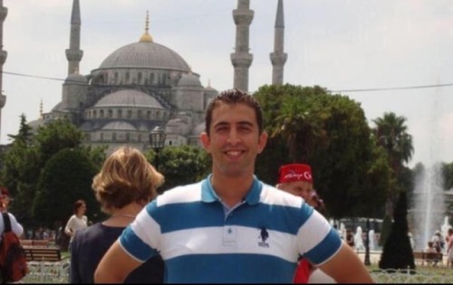 alarabiyah:This is Moaz al-kasasbeh this is how he should be remembered. Please stop spreading the g