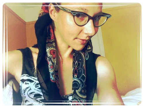 hippiehedonist:  I LOVE leotards! I’m wearing a skeleton leotard less out of a gothic motif, per se, but as a reminder of cycles and as a welcome to fall. It’s getting to be harvest time. My birthday is October 10 and Halloween is around the bend.