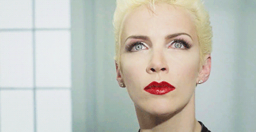 citiesindustsx:Annie Lennox in “Missionary Man” (1986)