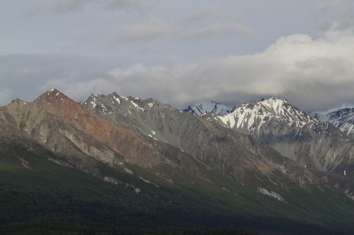 highways-are-liminal-spaces: Changing light and weather on the road from Anchorage to Paxson, Alaska