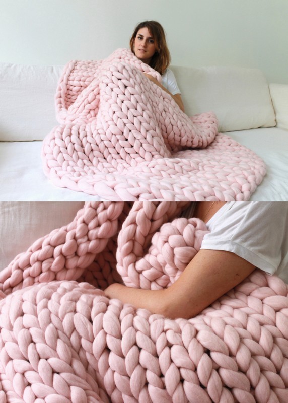 culturenlifestyle:  Handmade Oversized Scarves &amp; Chunky Blankets In love