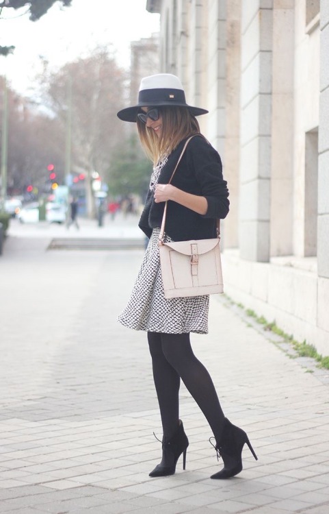 Sex fashion-tights:  Black & White Sombrero/Hat: pictures