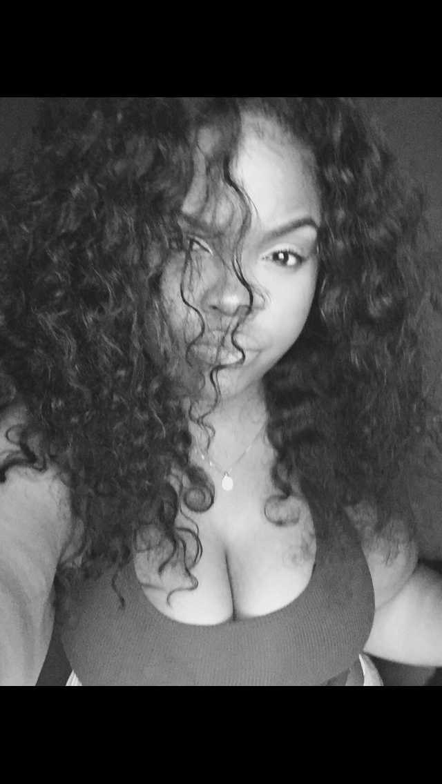kisscheekzhere:  No smile today 😒  