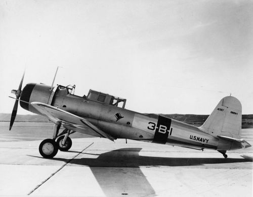 bigglesworld: Vought SB2U-1 Vindicator. A carrier based dive bomber. 1937