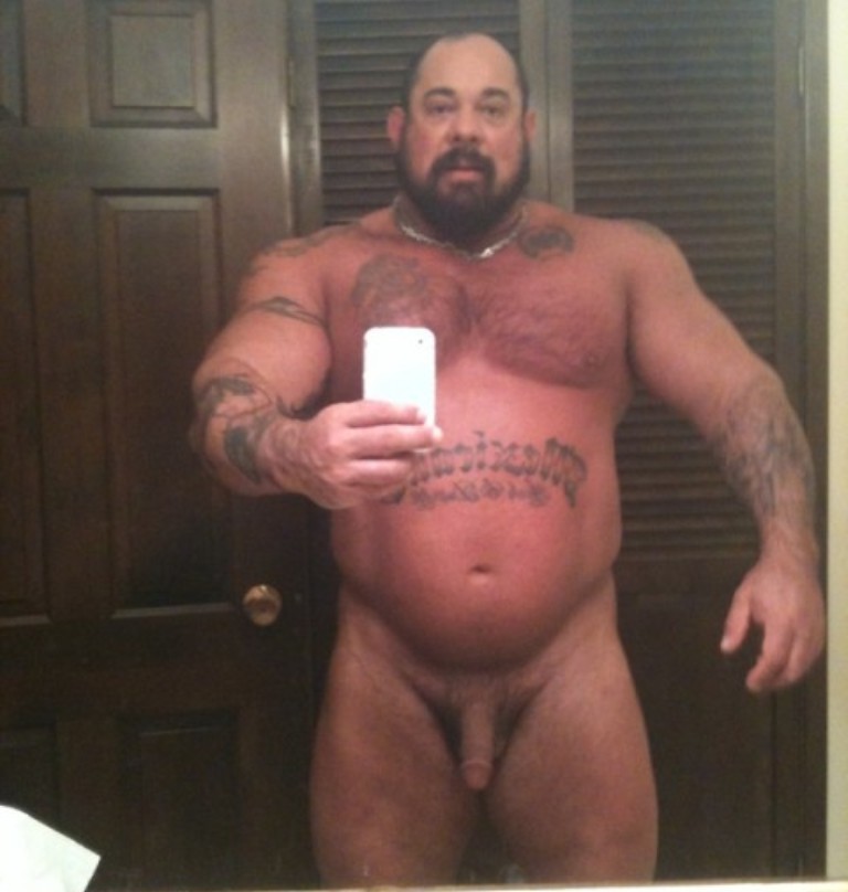 Gorgeous musclebear!