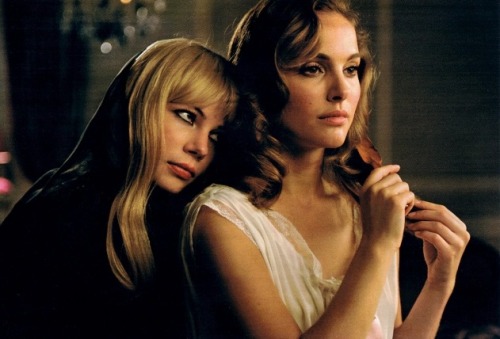 supermodelgif:  “Greed” Natalie Portman & Michelle Williams in a short film directed by Roman Polanski  