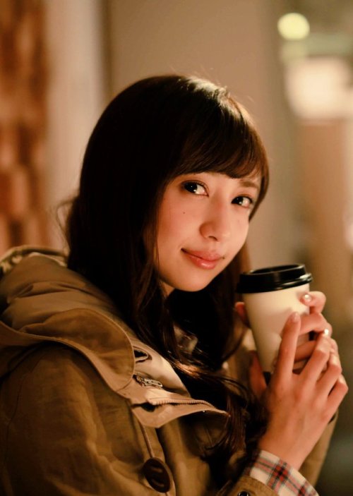 waitaminutebro: @official_BOX【#小宮有紗 】 あの言い訳女子、小宮有紗がまた言い訳してます。聞いていただけますでしょうか。 新しいバージョンは夕方以降の仕事終わり、下校時