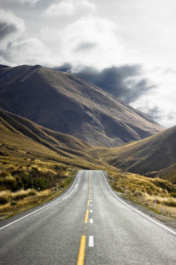brutalgeneration:  080. On the road by S719