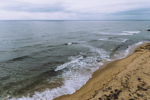 vvnnie:Surround yourself with good views & coffee // Instagram / Website