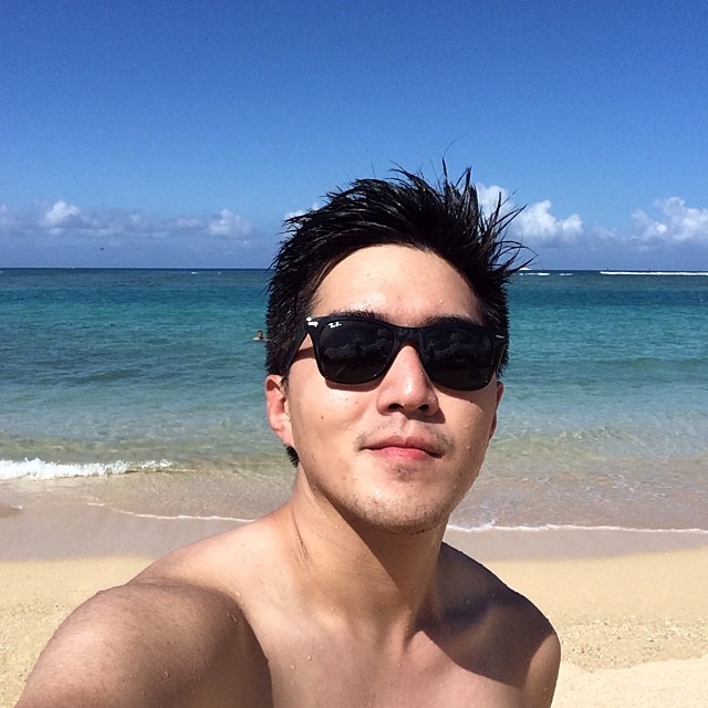 chinesemale:  喪失感  #hawaii #honolulu #ハワイ #ホノルル #waikiki #sea