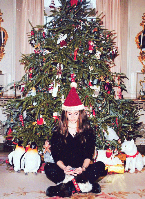 lanadelreyislovely:merry christmas