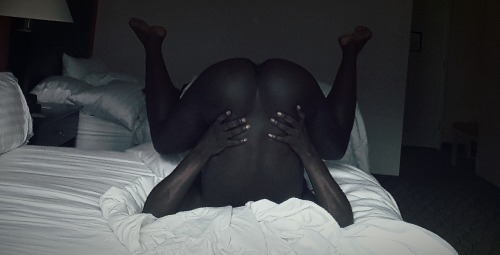 relleeworld:  👅👅👅